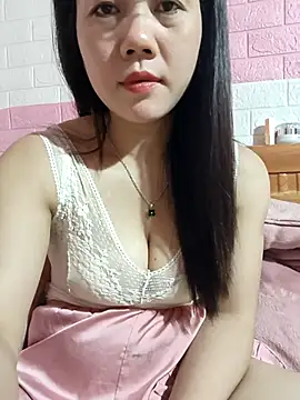 Ngocmai_lazdy webcam