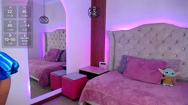 Elizabeth_Evans1 webcam
