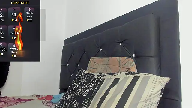 santi_brown webcam