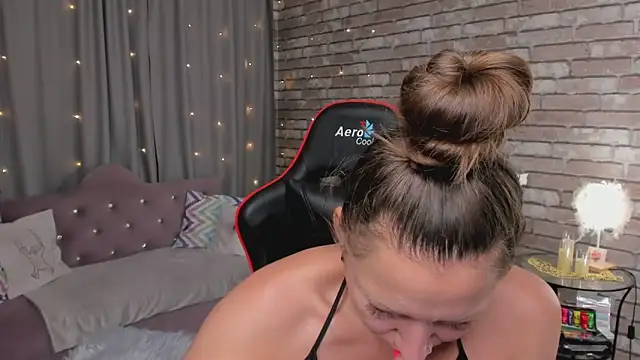 SarahCoksss webcam