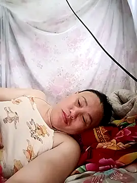 lucky_baby7 - Lucky_baby7's free webcam - UK Sex Cams