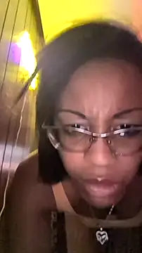 Synfulsymone9 webcam