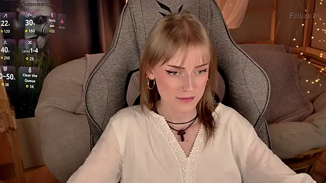 KiraMontoya webcam