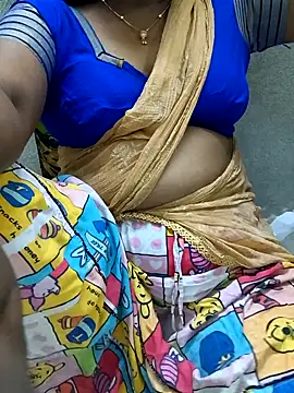 MaaliiiPonuTamil webcam