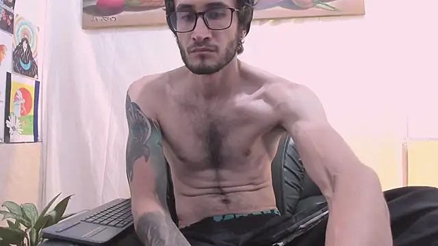 Loggan_donnelly webcam