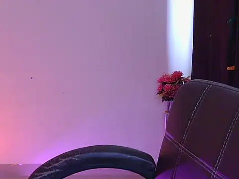 miss_ragni webcam