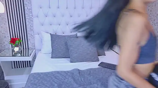 violetsweetts - VioletSweetts's free webcam - UK Sex Cams
