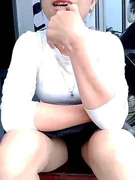 Zara-Lina webcam