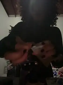 Woo_isDaphne webcam