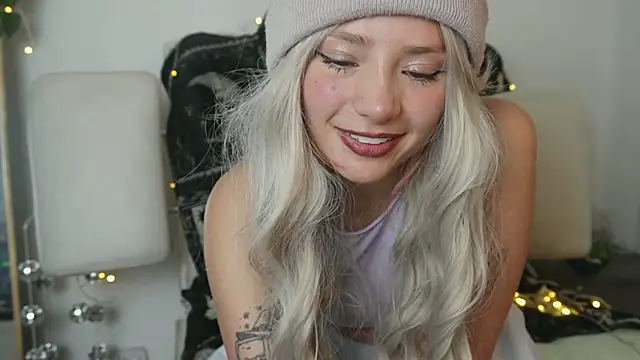 ari_kat webcam