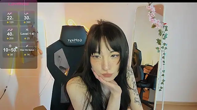 AliceeinWonderlanddd webcam