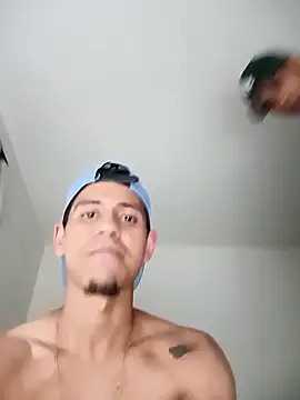 WolVID_XX77 webcam