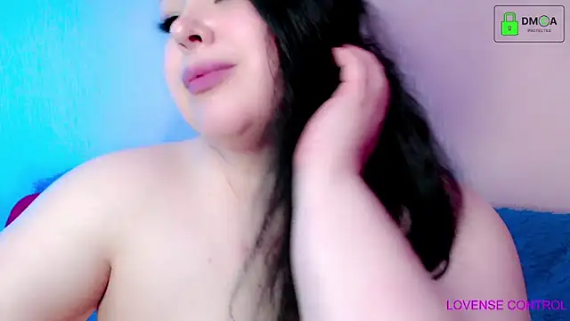 Curvy_Molly webcam