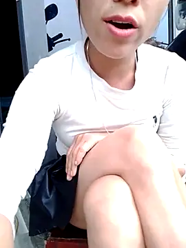 Zara-Lina webcam