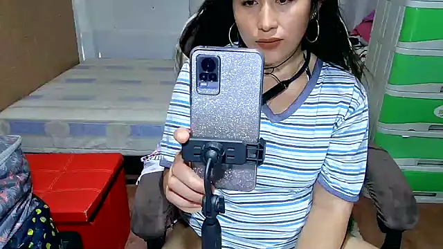 Filipina_Desire webcam