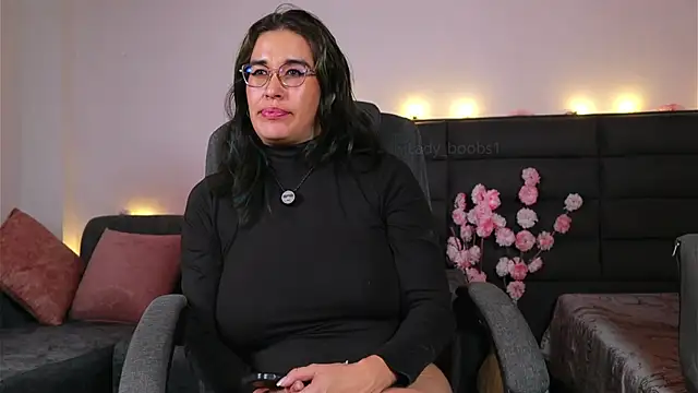 kathieandpovcock1 live sex cam