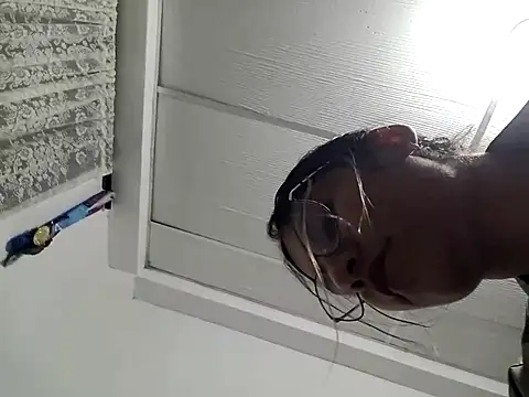 Sofythom1 webcam