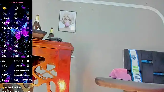 Jimena_Grey webcam