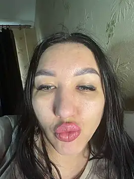 Naughtbaby_2025 webcam