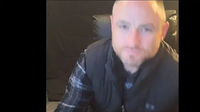 famous1tad webcam