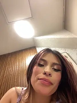 Tiffanysurez_ webcam