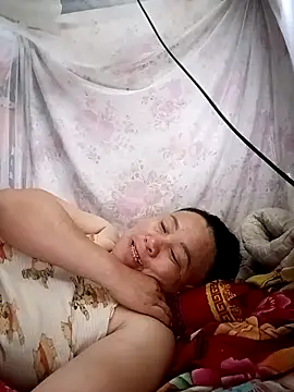 Lucky_baby7 webcam