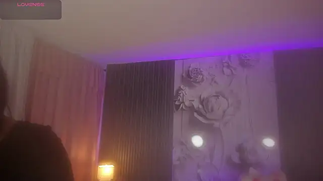 ShaniaDaniels webcam