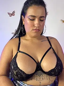 veronica__olsonn webcam