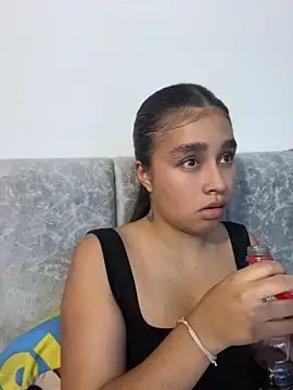 I_Samanthaa webcam