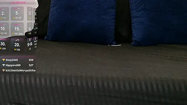 lunaa_ebony webcam