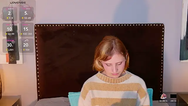 seraphine_star (T teen) - suck dildo deep