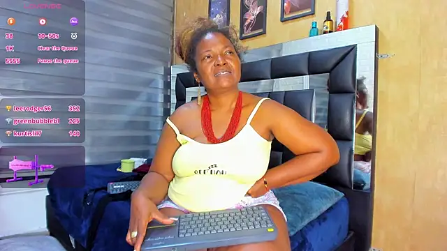 sheyla__ebony webcam