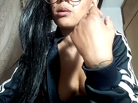 xblackstarX1 webcam