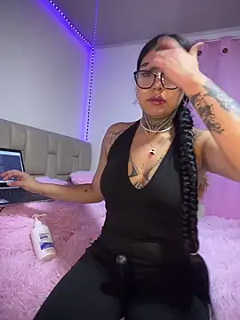 shanell_bdsm webcam