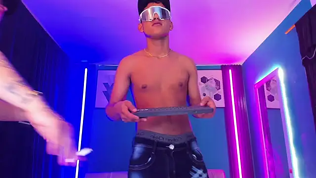 LegacyOFHorus webcam