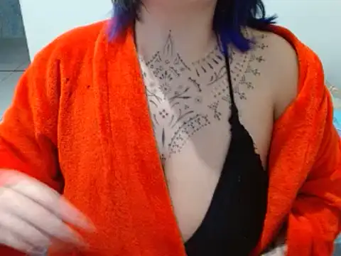 vaholiver webcam
