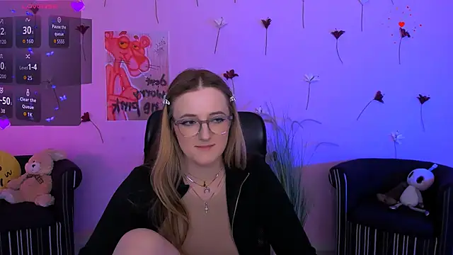 luna_berryy webcam
