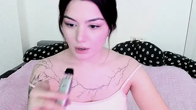 Dark_Moni webcam