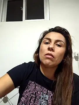 vanessa-titism (F milf) - Squiirs