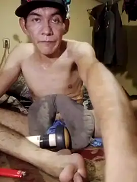 Cloud0nMycock webcam