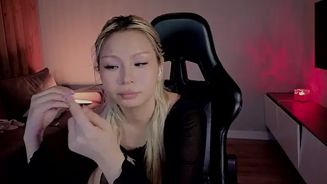 RileyMee webcam