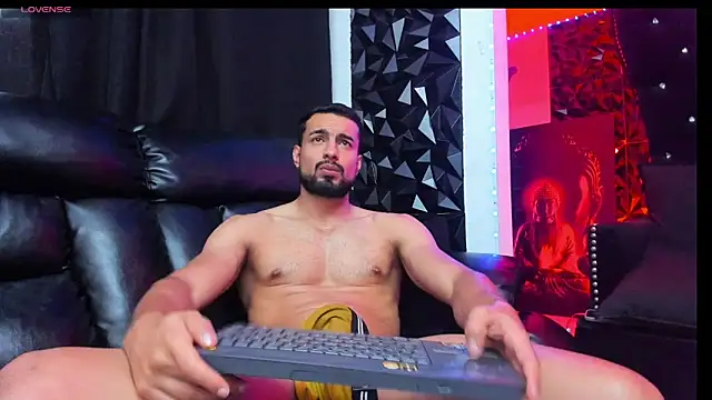 bastian_bigcock webcam