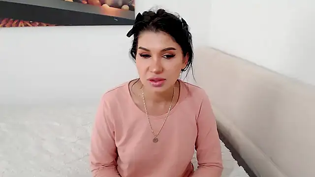 NickyHotXO webcam