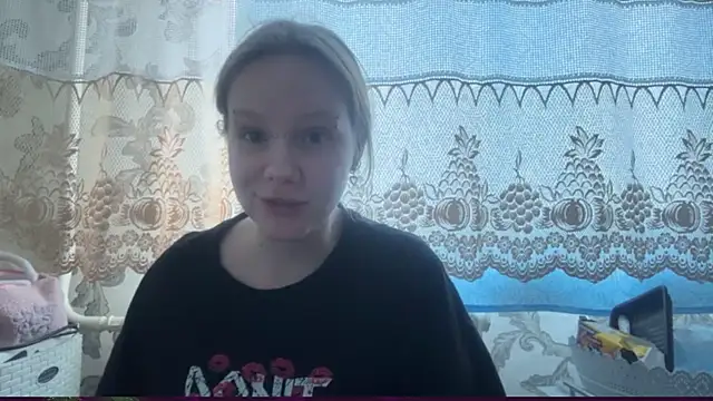 KrystenHoye webcam