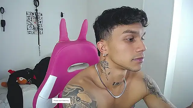 Leonard_Price live sex cam
