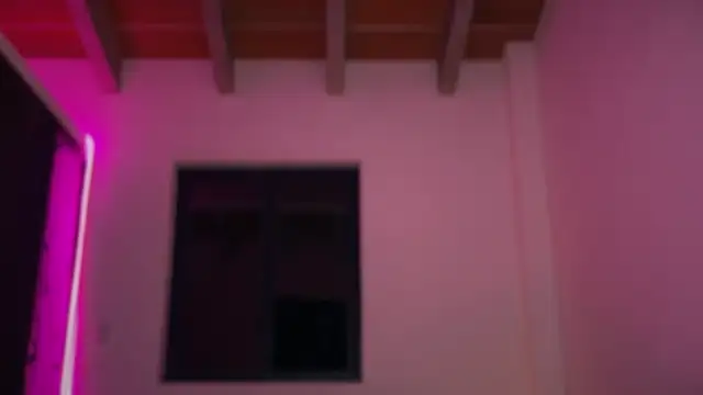 mcklister_kinky_feets webcam