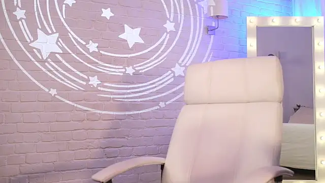 Margo_Pearls webcam