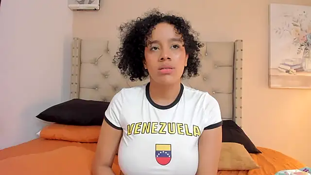 vanesasexyhot21 webcam