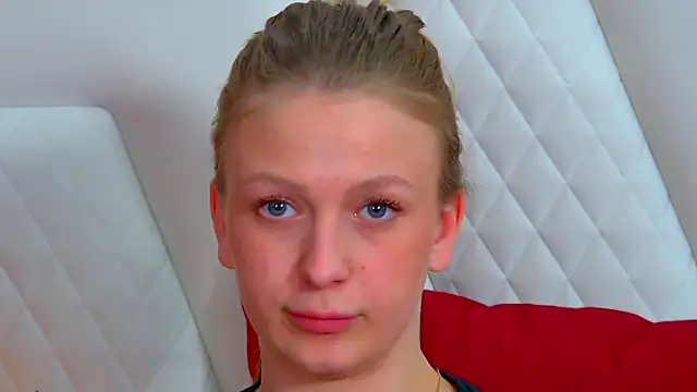 BeatriceBinoche webcam