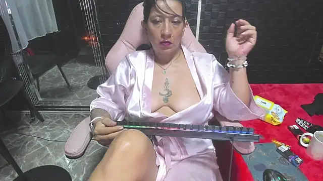 mature_sexi40 webcam